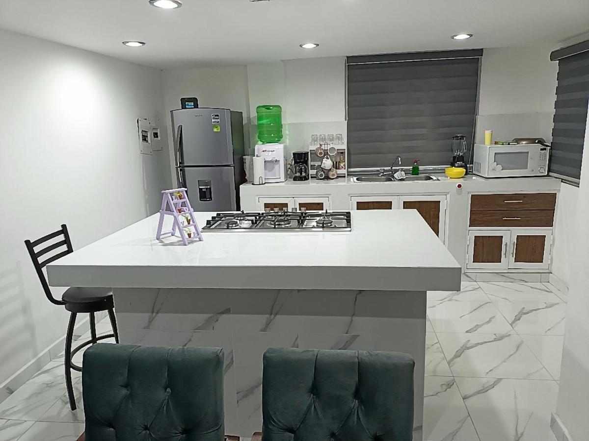 Sunset Suites 마사틀란 외부 사진